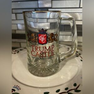 Vintage Donald Trump Castle Glass Beer Mug Red Blue Gold Collectable Political